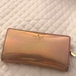 Kate Spade Metallic Rose Gold Wallett